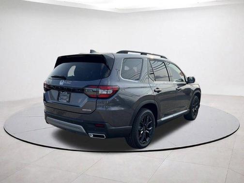 2025 Honda Pilot Touring+