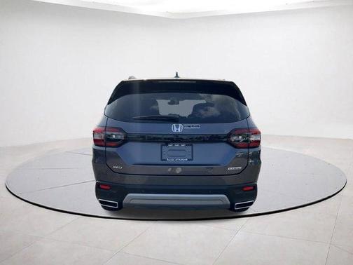 2025 Honda Pilot Touring+