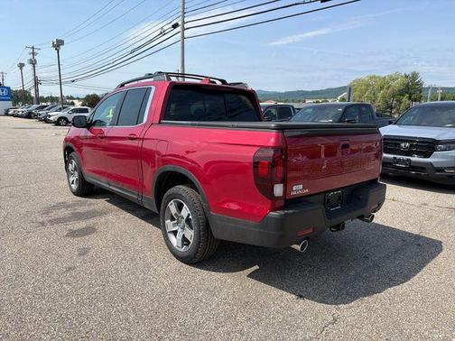 Radiant Red Metallic II 2026 Honda Ridgeline RTL
