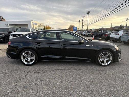 2022 Audi A5 45 S line Premium Plus