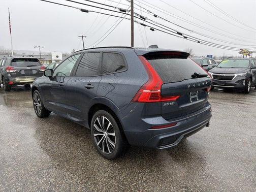2025 Volvo XC60 B5 Plus