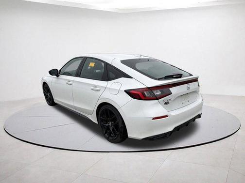 White 2024 Honda Civic Sport
