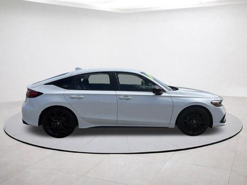 White 2024 Honda Civic Sport