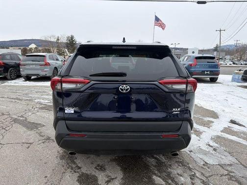 2020 Toyota RAV4 XLE Premium