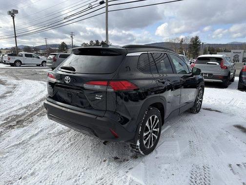 2022 Toyota Corolla Cross XLE