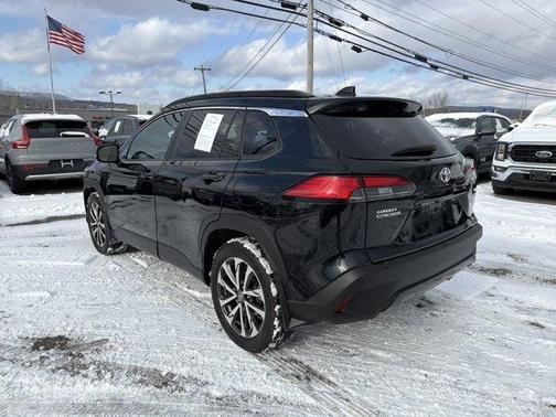 2022 Toyota Corolla Cross XLE