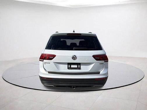 2019 Volkswagen Tiguan 2.0T SE