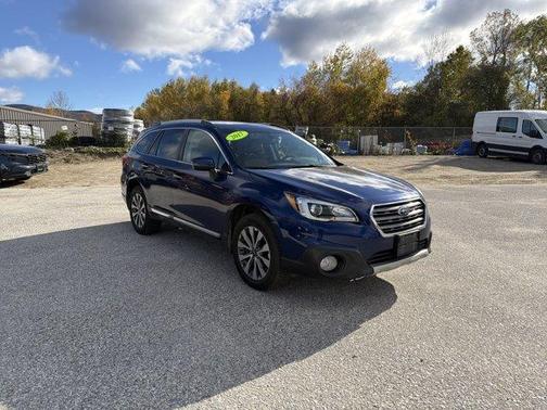 2017 Subaru Outback 2.5i Touring