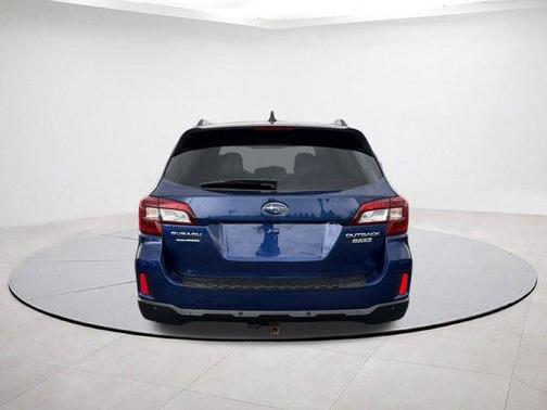2017 Subaru Outback 2.5i Touring