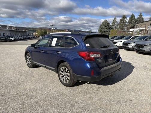 2017 Subaru Outback 2.5i Touring