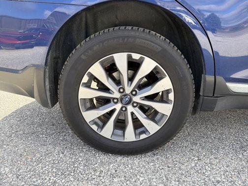 2017 Subaru Outback 2.5i Touring