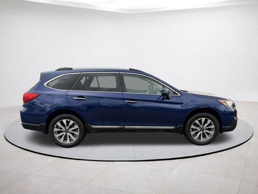 2017 Subaru Outback 2.5i Touring