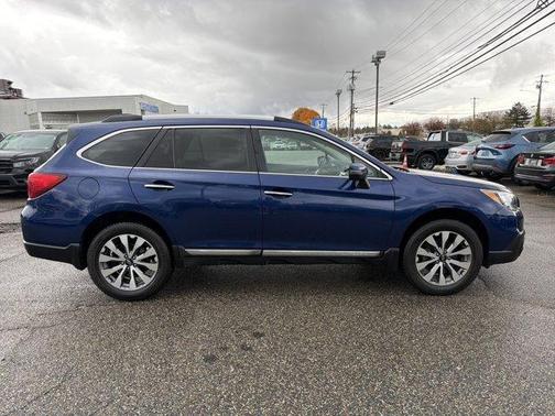 2017 Subaru Outback 2.5i Touring