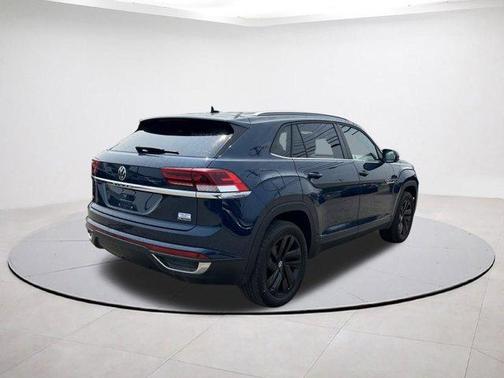 2022 Volkswagen Atlas Cross Sport 2.0T SE w/Technology