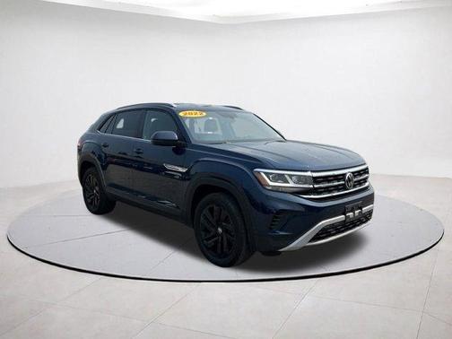 2022 Volkswagen Atlas Cross Sport 2.0T SE w/Technology