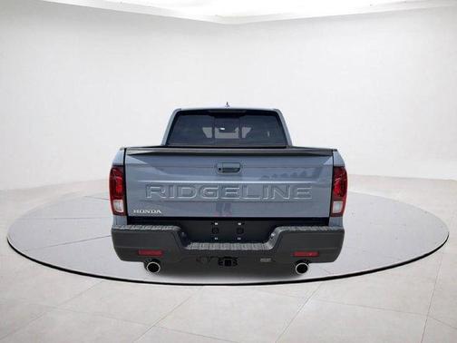 Sonic Gray Pearl 2026 Honda Ridgeline RTL