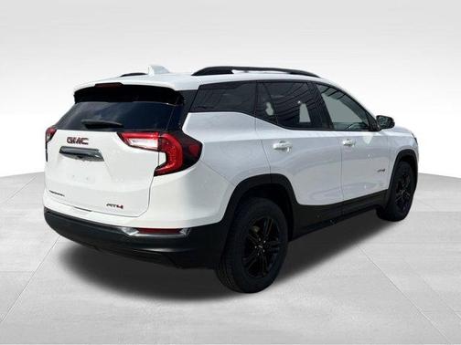 2022 GMC Terrain AT4