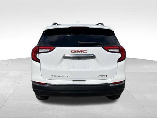 2022 GMC Terrain AT4