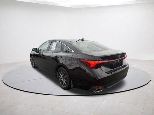 2021 Toyota Avalon XLE