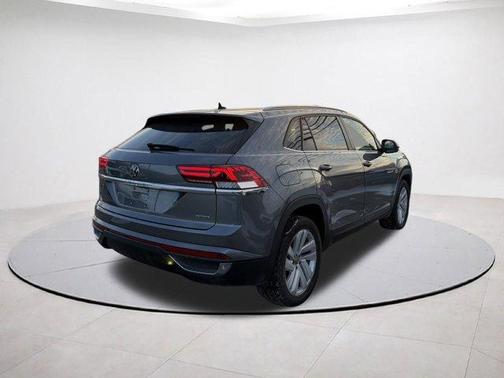 2021 Volkswagen Atlas Cross Sport 2.0T SE w/Technology