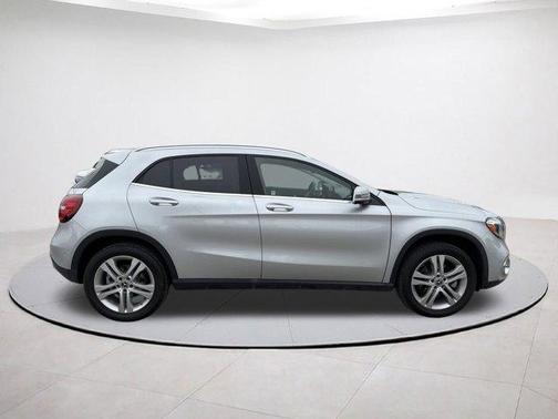 2018 Mercedes-Benz GLA 250 Base 4MATIC