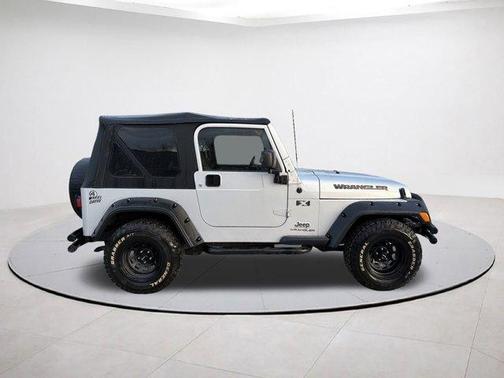 2004 Jeep Wrangler X