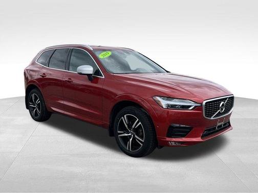 2019 Volvo XC60 T5 R-Design