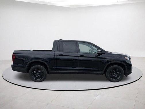 Crystal Black Pearl 2026 Honda Ridgeline Black Edition