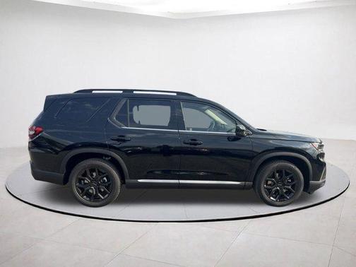 2025 Honda Pilot Touring+