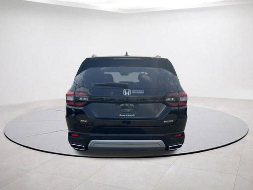 2025 Honda Pilot Touring+