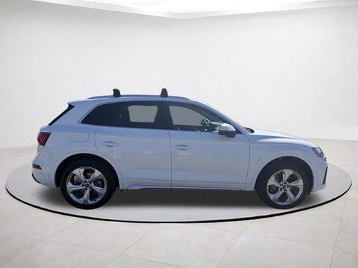 2021 Audi Q5 40 Premium Plus