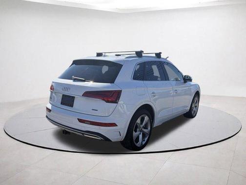 2021 Audi Q5 40 Premium Plus