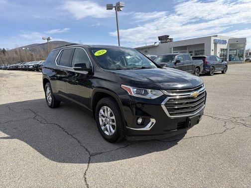 2020 Chevrolet Traverse LT Cloth
