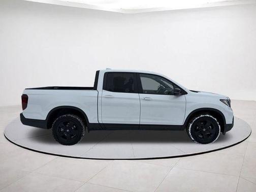 Platinum White Pearl 2026 Honda Ridgeline Black Edition