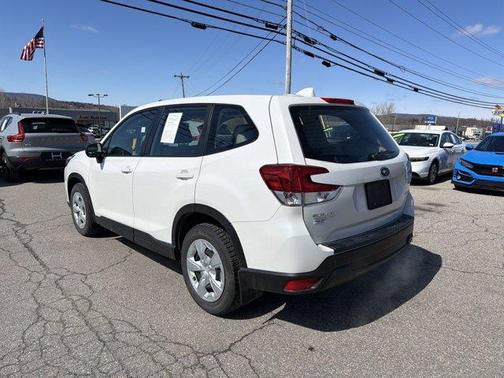 2023 Subaru Forester 