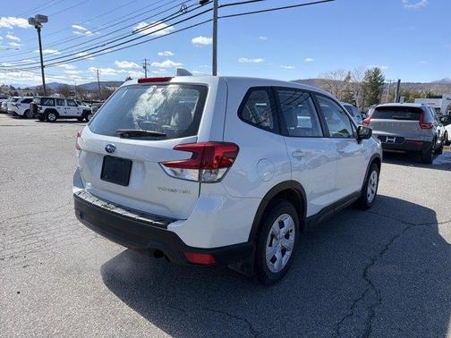2023 Subaru Forester 