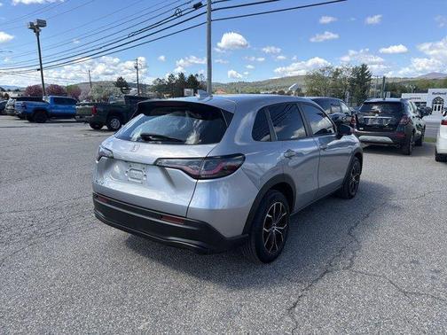 Silver 2023 Honda HR-V LX