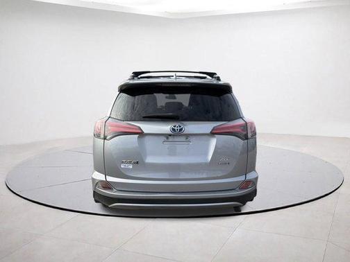 2017 Toyota RAV4 Hybrid 