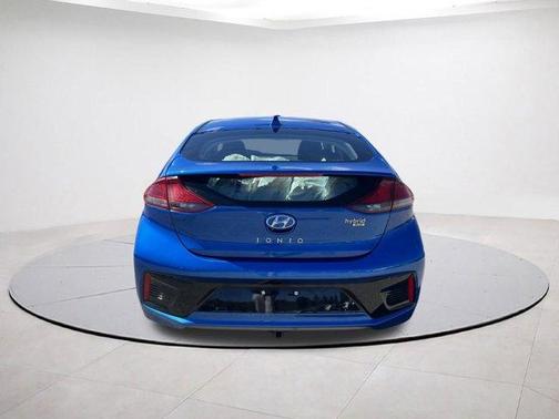 2018 Hyundai IONIQ Hybrid Blue
