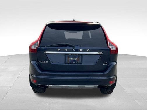 2015 Volvo XC60 T6 Premier Plus
