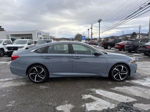 2022 Honda Accord Sport SE