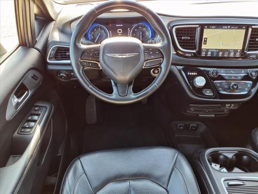 2020 Chrysler Pacifica Touring-L Plus