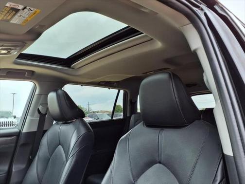 2022 Toyota Highlander Hybrid Limited