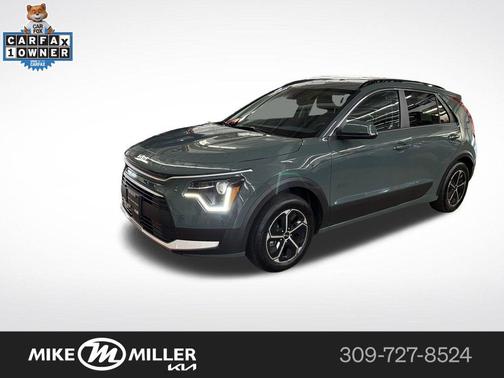 Cityscape Green 2025 Kia Niro EX