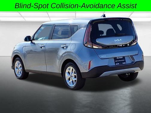 2023 Kia Soul LX