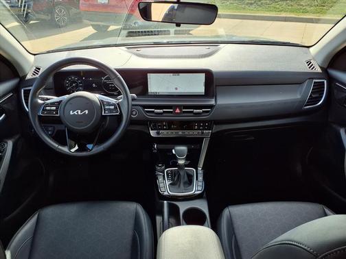 2025 Kia Seltos EX