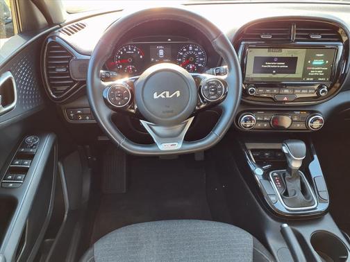 2022 Kia Soul GT-Line