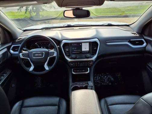 2023 GMC Acadia FWD SLT