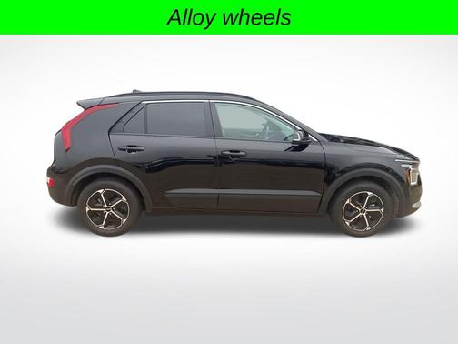 2025 Kia Niro EX