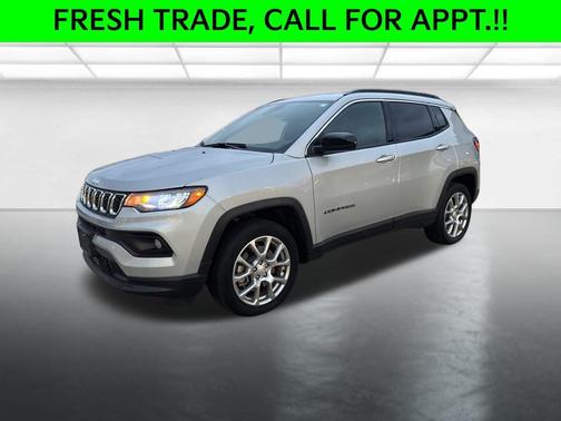 2024 Jeep Compass Latitude Lux